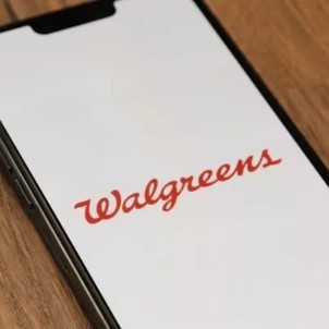 walgreens-employee