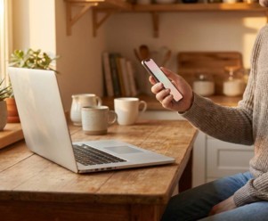 Geofencing Employee Tracking: A 2026 Guide for Employers